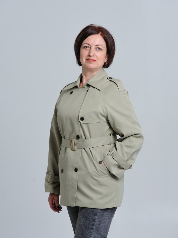 Ветровка женская F001